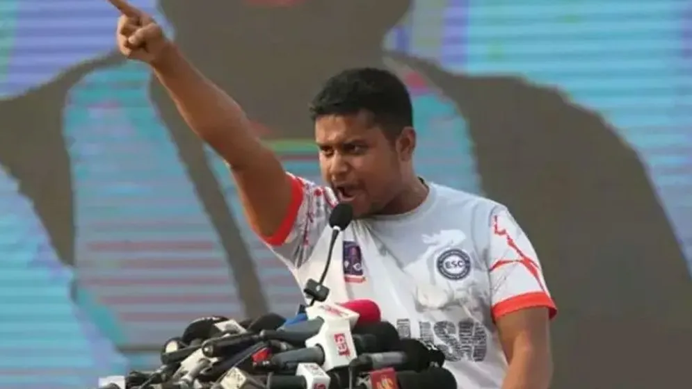 যাদের ফার্মের মুরগি বলছেন, তারাই আন্দোলন করে আপনাকে শিক্ষামন্ত্রী বানিয়েছে: হাসনাত